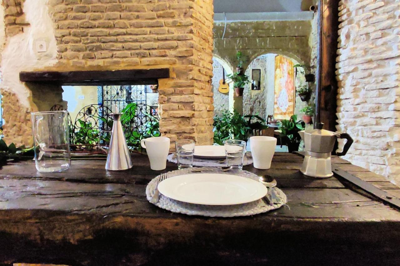 Suite Dona Ines Barrio Santacruz Sevilla Exterior foto