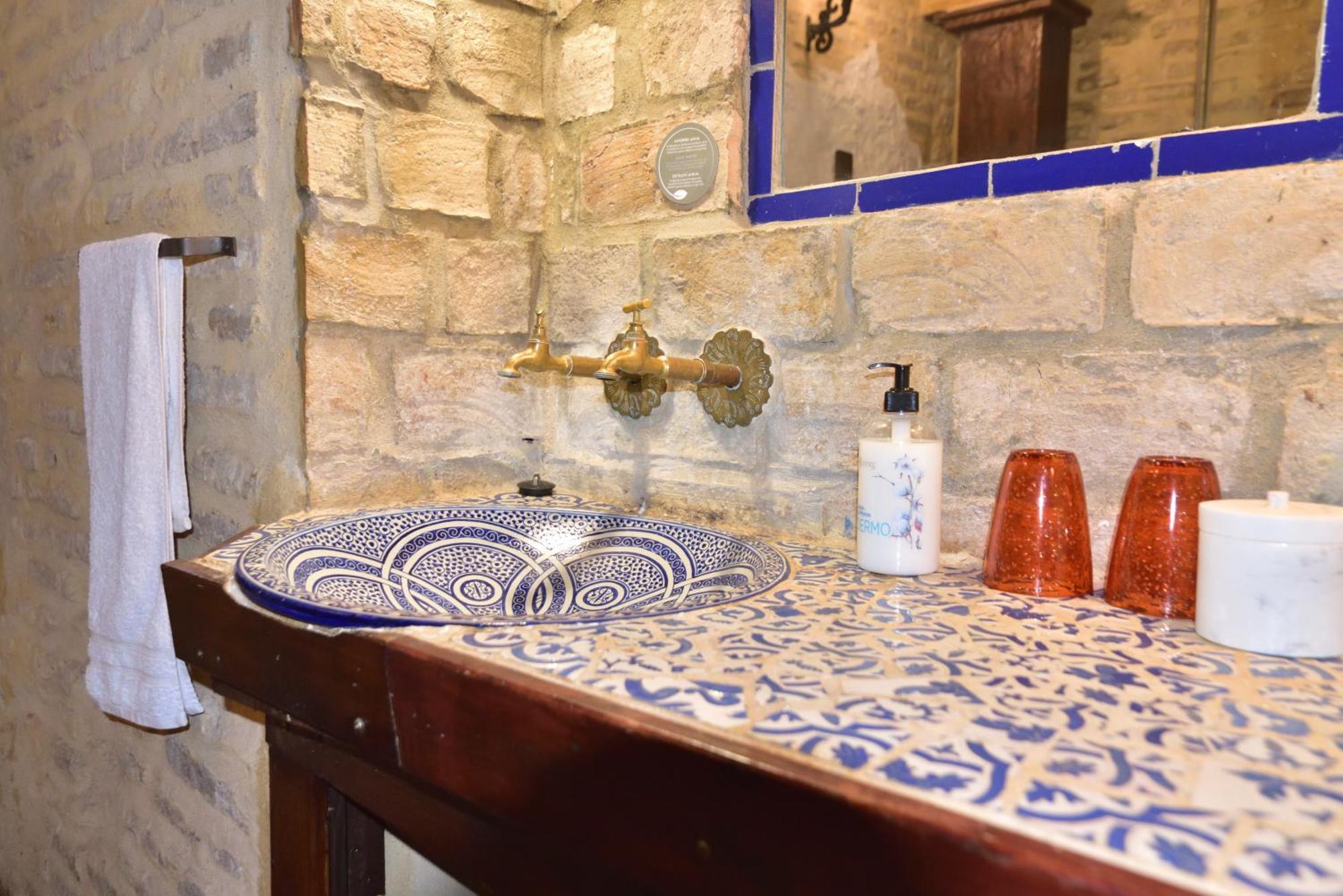 Suite Dona Ines Barrio Santacruz Sevilla Exterior foto